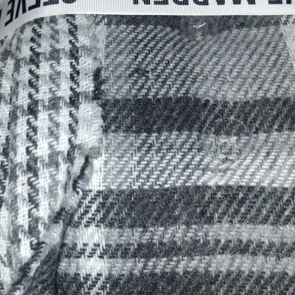 Steve Madden black gray white reversible scarf and hat set NWT - Picture 5 of 6